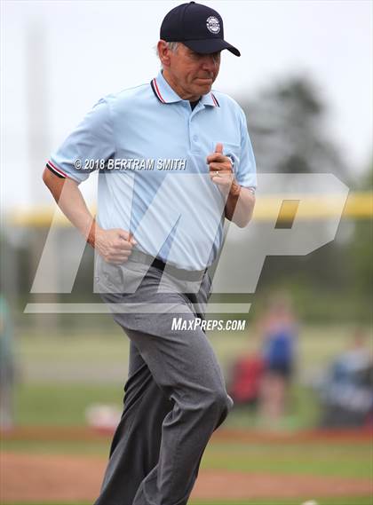 Thumbnail 2 in Williamsville East vs. Maryvale (Section 6 Class A Final) photogallery.