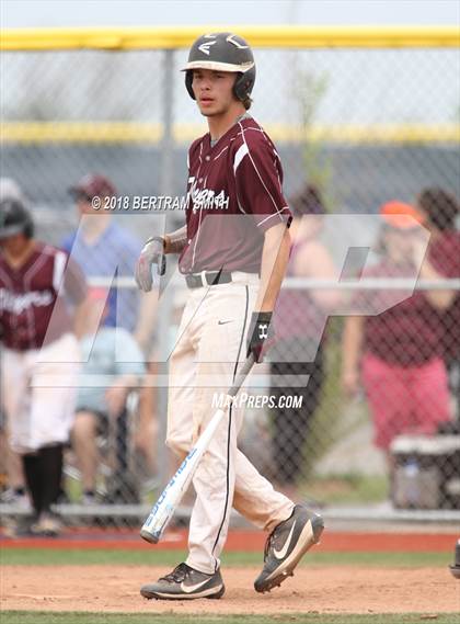 Thumbnail 1 in Williamsville East vs. Maryvale (Section 6 Class A Final) photogallery.