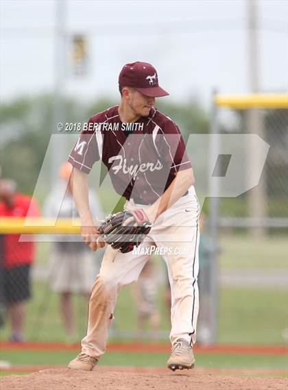 Thumbnail 3 in Williamsville East vs. Maryvale (Section 6 Class A Final) photogallery.