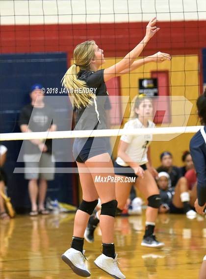 Thumbnail 1 in Sierra Canyon vs Foothill (Durango Fall Classic) photogallery.