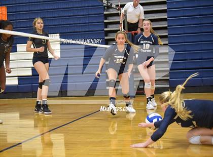 Thumbnail 2 in Sierra Canyon vs Foothill (Durango Fall Classic) photogallery.