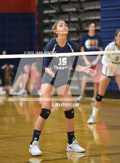 Thumbnail 1 in Sierra Canyon vs Foothill (Durango Fall Classic) photogallery.