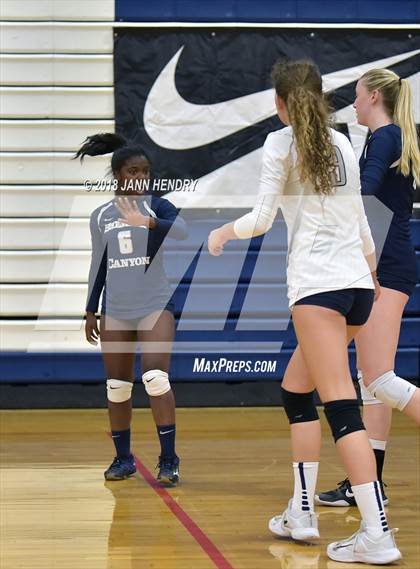 Thumbnail 3 in Sierra Canyon vs Foothill (Durango Fall Classic) photogallery.