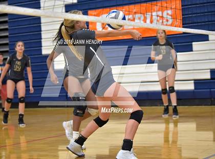 Thumbnail 1 in Sierra Canyon vs Foothill (Durango Fall Classic) photogallery.