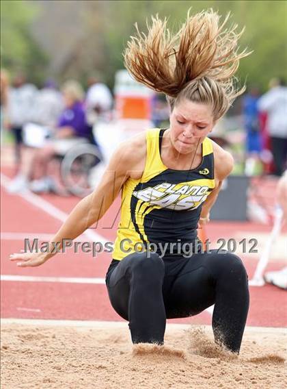 Thumbnail 3 in 2012 TCU Invitational HS Girls photogallery.