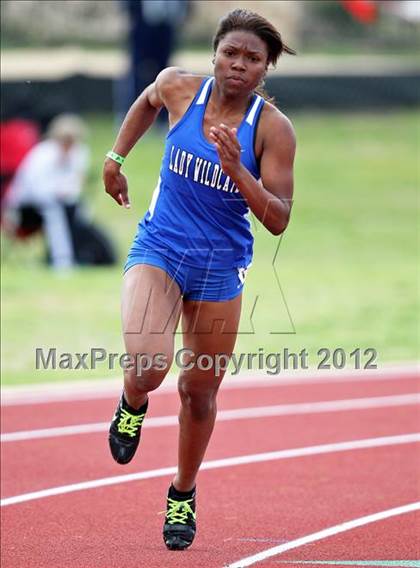 Thumbnail 3 in 2012 TCU Invitational HS Girls photogallery.