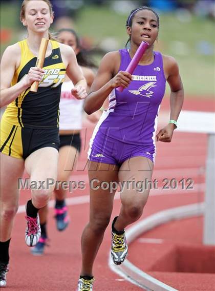 Thumbnail 1 in 2012 TCU Invitational HS Girls photogallery.