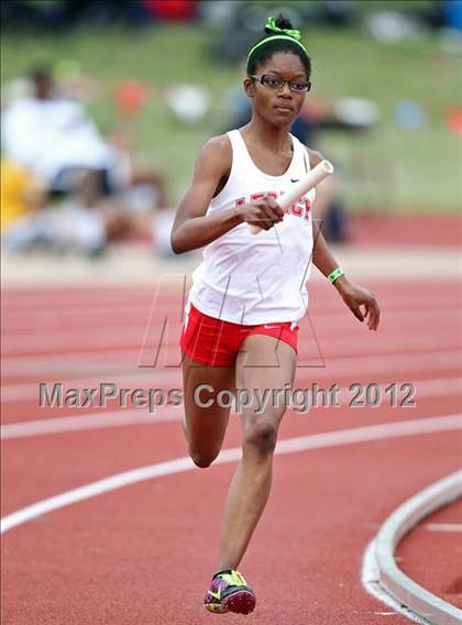 Thumbnail 3 in 2012 TCU Invitational HS Girls photogallery.