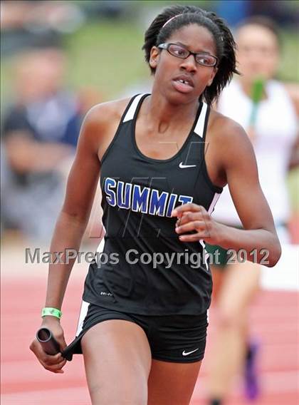 Thumbnail 3 in 2012 TCU Invitational HS Girls photogallery.