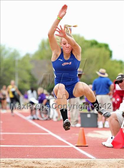 Thumbnail 2 in 2012 TCU Invitational HS Girls photogallery.