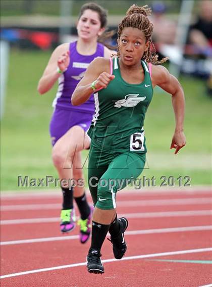 Thumbnail 1 in 2012 TCU Invitational HS Girls photogallery.