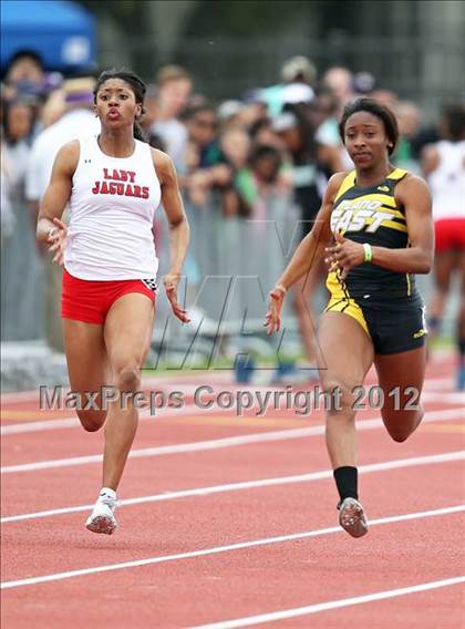 Thumbnail 3 in 2012 TCU Invitational HS Girls photogallery.