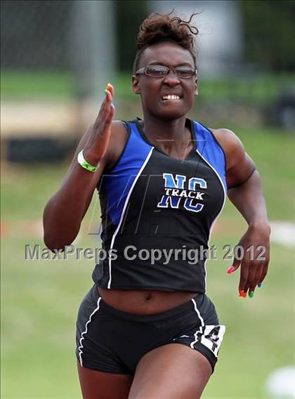 Thumbnail 1 in 2012 TCU Invitational HS Girls photogallery.