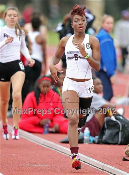 Thumbnail 2 in 2012 TCU Invitational HS Girls photogallery.