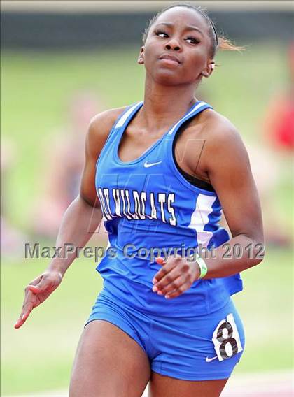 Thumbnail 3 in 2012 TCU Invitational HS Girls photogallery.