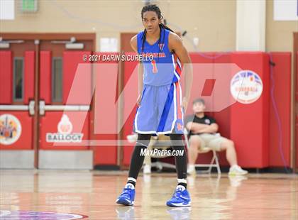 Thumbnail 3 in Pace Academy vs. DeMatha (Hoophall West Tournament) photogallery.