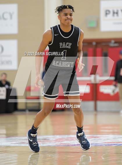 Thumbnail 3 in Pace Academy vs. DeMatha (Hoophall West Tournament) photogallery.