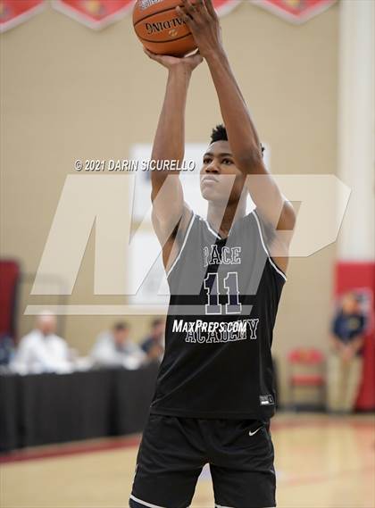 Thumbnail 3 in Pace Academy vs. DeMatha (Hoophall West Tournament) photogallery.