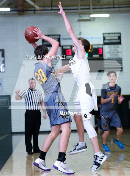 Thumbnail 3 in Newbury Park @ Calabasas photogallery.