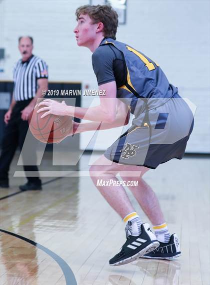 Thumbnail 2 in Newbury Park @ Calabasas photogallery.
