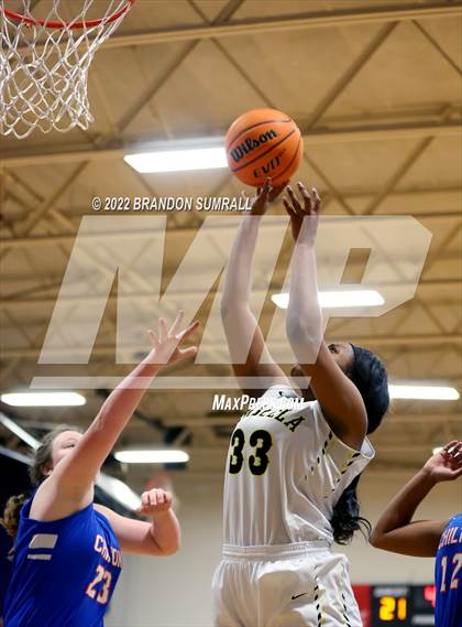 Thumbnail 3 in Chilton County vs Isabella (Chilton County Tournament) photogallery.