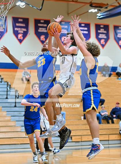 Thumbnail 1 in Battle Ground Academy vs. Creekview photogallery.