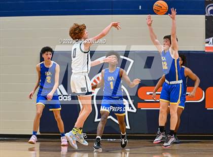 Thumbnail 1 in Battle Ground Academy vs. Creekview photogallery.