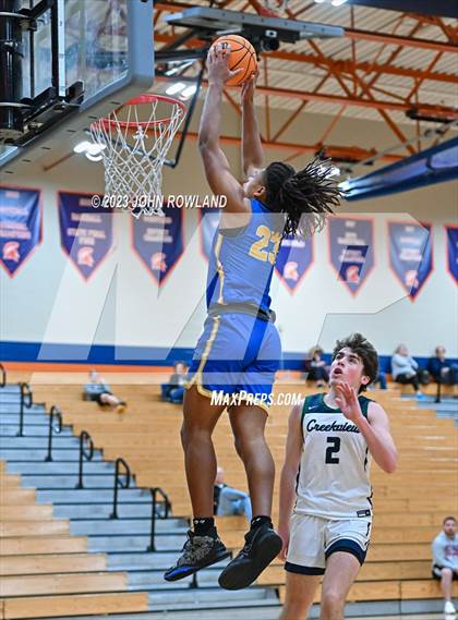 Thumbnail 3 in Battle Ground Academy vs. Creekview photogallery.