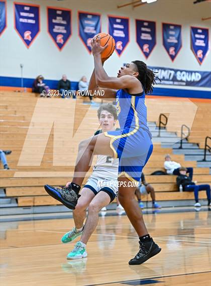Thumbnail 1 in Battle Ground Academy vs. Creekview photogallery.