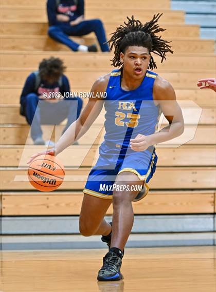 Thumbnail 3 in Battle Ground Academy vs. Creekview photogallery.