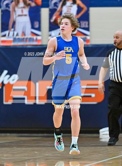 Thumbnail 3 in Battle Ground Academy vs. Creekview photogallery.