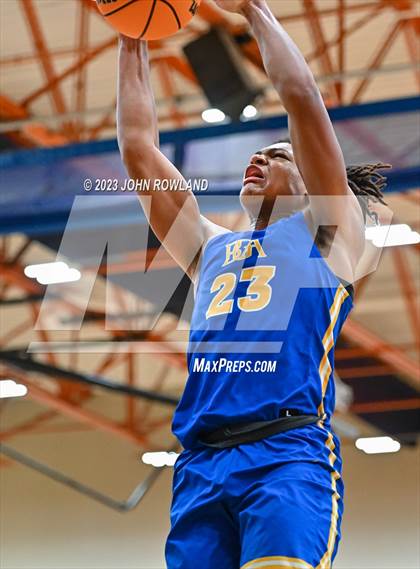 Thumbnail 1 in Battle Ground Academy vs. Creekview photogallery.