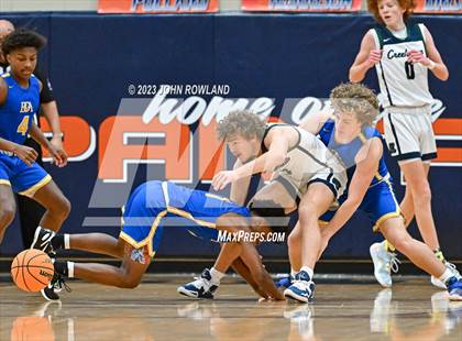 Thumbnail 3 in Battle Ground Academy vs. Creekview photogallery.
