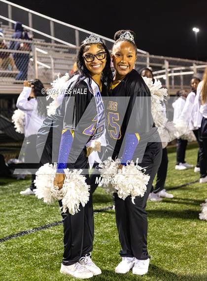 Thumbnail 1 in DeSoto Central (Senior Night) photogallery.