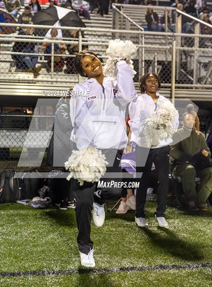 Thumbnail 1 in DeSoto Central (Senior Night) photogallery.