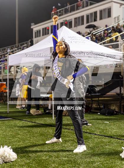 Thumbnail 2 in DeSoto Central (Senior Night) photogallery.