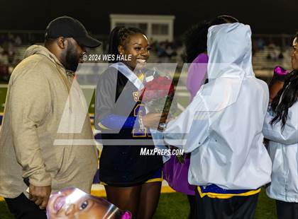 Thumbnail 1 in DeSoto Central (Senior Night) photogallery.