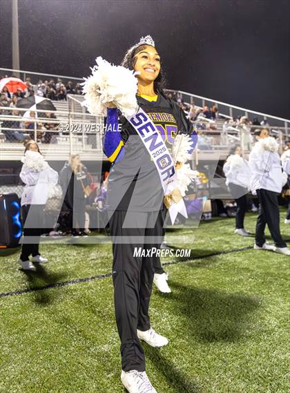 Thumbnail 3 in DeSoto Central (Senior Night) photogallery.