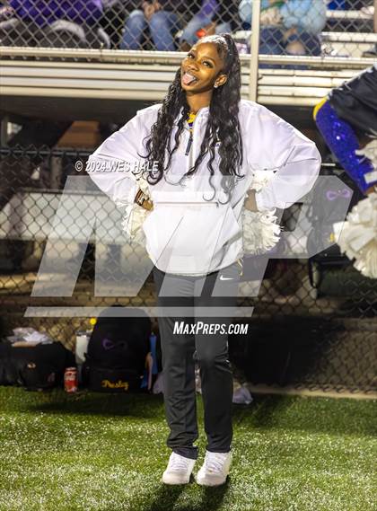Thumbnail 1 in DeSoto Central (Senior Night) photogallery.