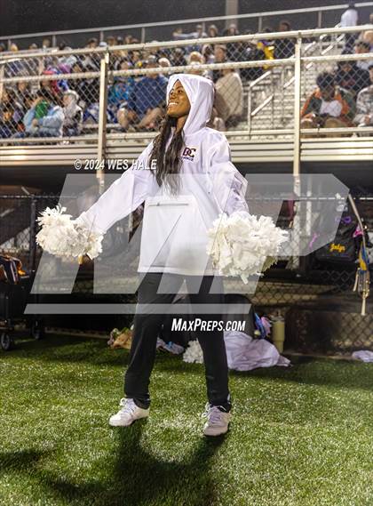 Thumbnail 2 in DeSoto Central (Senior Night) photogallery.