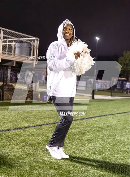 Thumbnail 1 in DeSoto Central (Senior Night) photogallery.