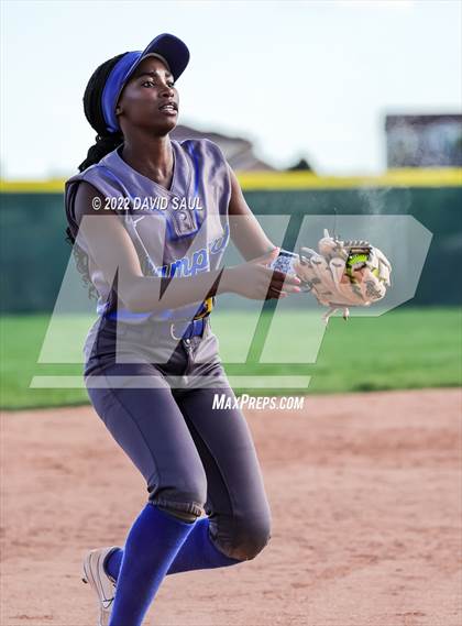 Thumbnail 3 in Rampart @ Vista Ridge photogallery.