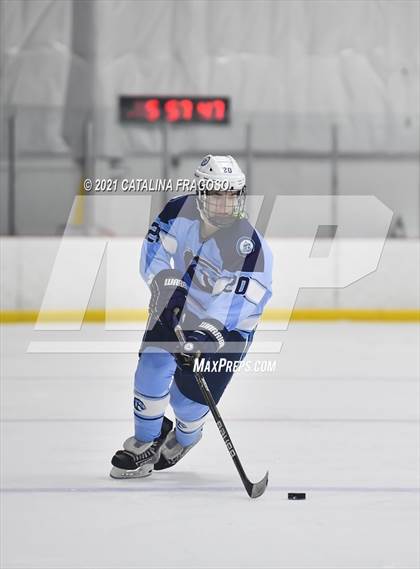 Thumbnail 3 in Bergen Catholic @ Christian Brothers Academy photogallery.