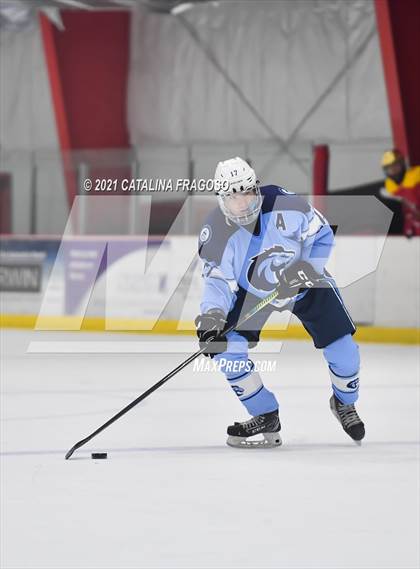 Thumbnail 3 in Bergen Catholic @ Christian Brothers Academy photogallery.
