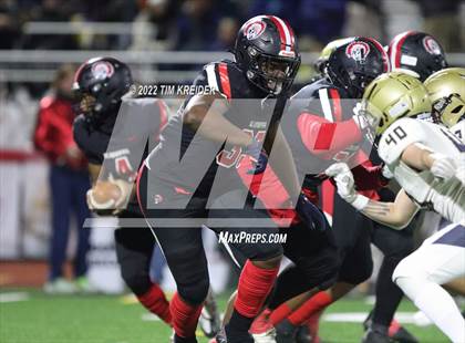 Thumbnail 3 in Aliquippa vs. Bishop McDevitt (PIAA 4A Final) photogallery.