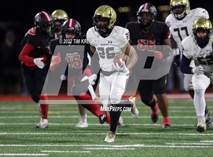 Thumbnail 2 in Aliquippa vs. Bishop McDevitt (PIAA 4A Final) photogallery.