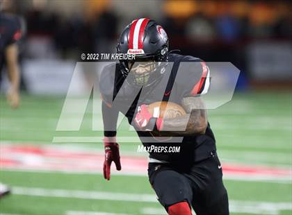 Thumbnail 3 in Aliquippa vs. Bishop McDevitt (PIAA 4A Final) photogallery.