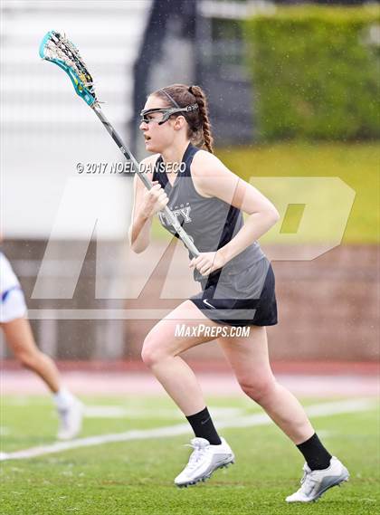 Thumbnail 3 in St. Ignatius vs. Archbishop Mitty photogallery.