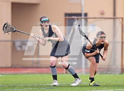 Thumbnail 3 in St. Ignatius vs. Archbishop Mitty photogallery.