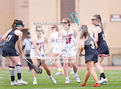 Thumbnail 3 in St. Ignatius vs. Archbishop Mitty photogallery.